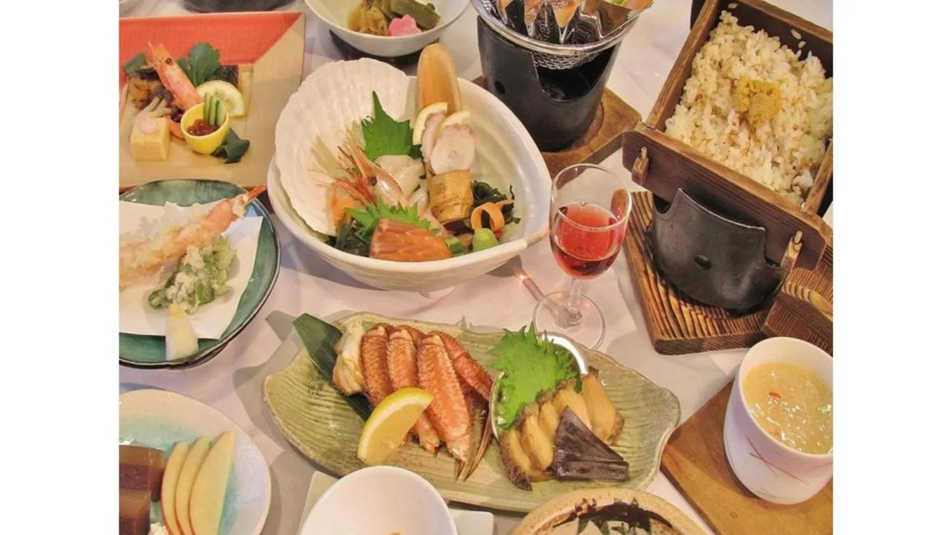 Rishiri Fuji Kanko Hotel - Vacation Stay 63411V Osidomari
